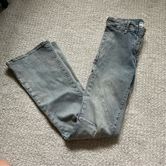 Free People We the free Mamba Mid-Rise Flare Jeans sz 28 Zip Fly - Picture 6 of 12